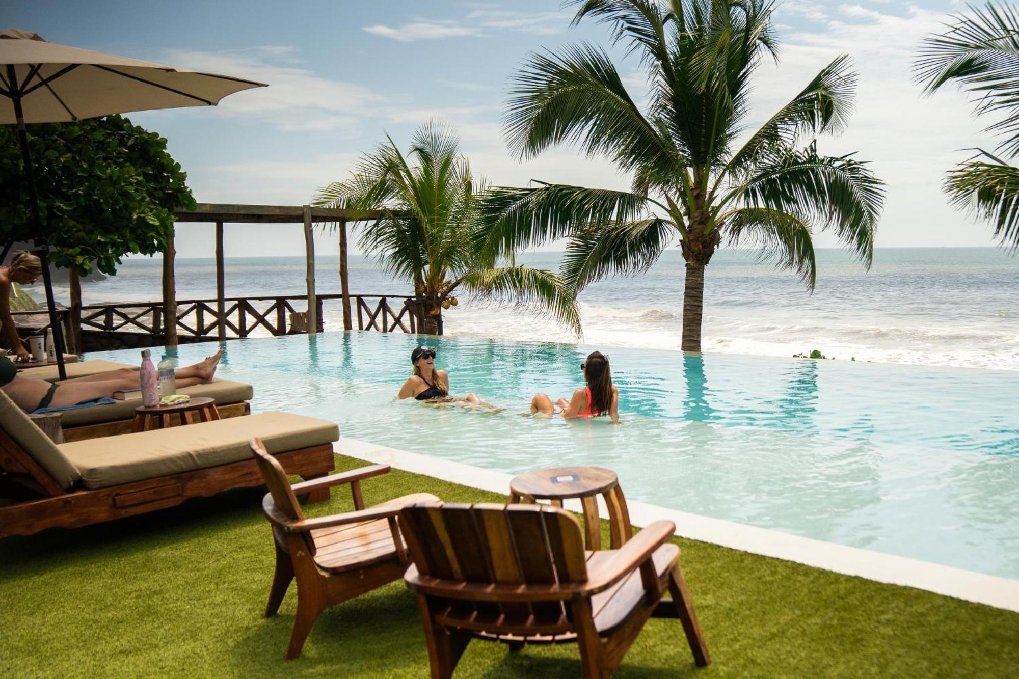 Puro Surf Hotel El Zonte Zewnętrze zdjęcie